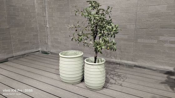 kopen Op maat gemaakte kunststofkleiplanter voor binnenhouten tuin- en huishoudelijke afvoerputten online manufacture