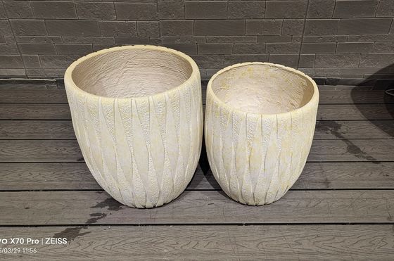 kopen Verander uw tuin met onze stijlvolle vorstbestendige kleigrondplanters online manufacture