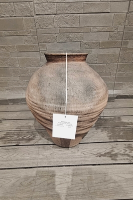 kopen Stylish Modern Fiber Clay Planter with Frost Resistant Character and Textured Surface online manufacture