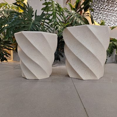 Versterkte plantpot handgemaakte roomkleurige klei en vezel vaas voor huisversiering