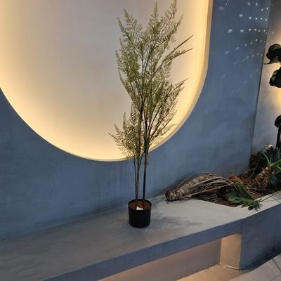 Ultra-realistische kunstmatige varensboom - groen, UV-bestendige, onderhoudsvriendelijk