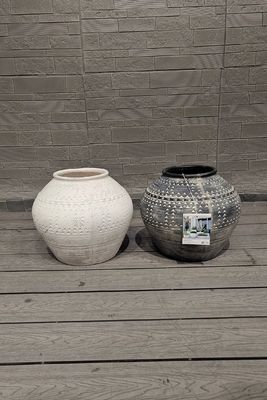 Ronde Gewapende Klei Planter Duurzaam en Functioneel voor Uw Tuinbehoeften